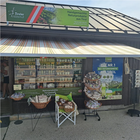 Tiroler Kräuterhof Achensee Sommershop in Pertisau
